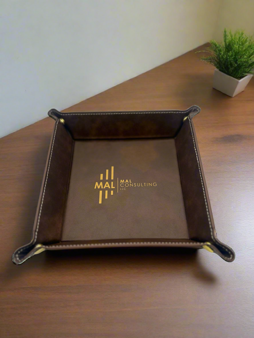 Personalized Leather Snap Tray – A Timeless Catch-All